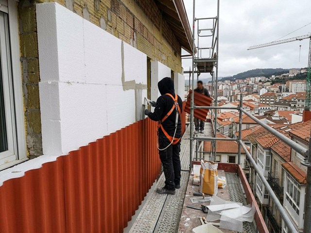 Consigue una fachada más eficiente con la instalación de sistemas SATE en fachadas en Vigo