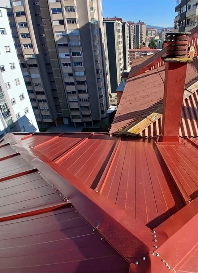 Cubiertas en Vigo para edificios que no gotean
