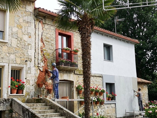 Rehabilitación integral de fachadas en Vigo para renovar tu edificio